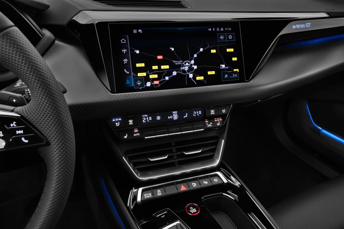 Mittelkonsole eines Audi e-tron GT