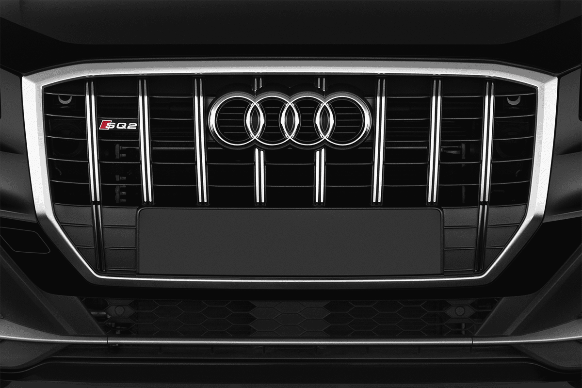 Kühlergrill eines Audi SQ2 