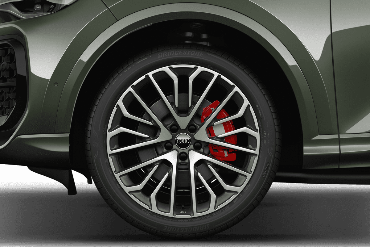 Radkappe oder Felge eines Audi SQ5 SUV