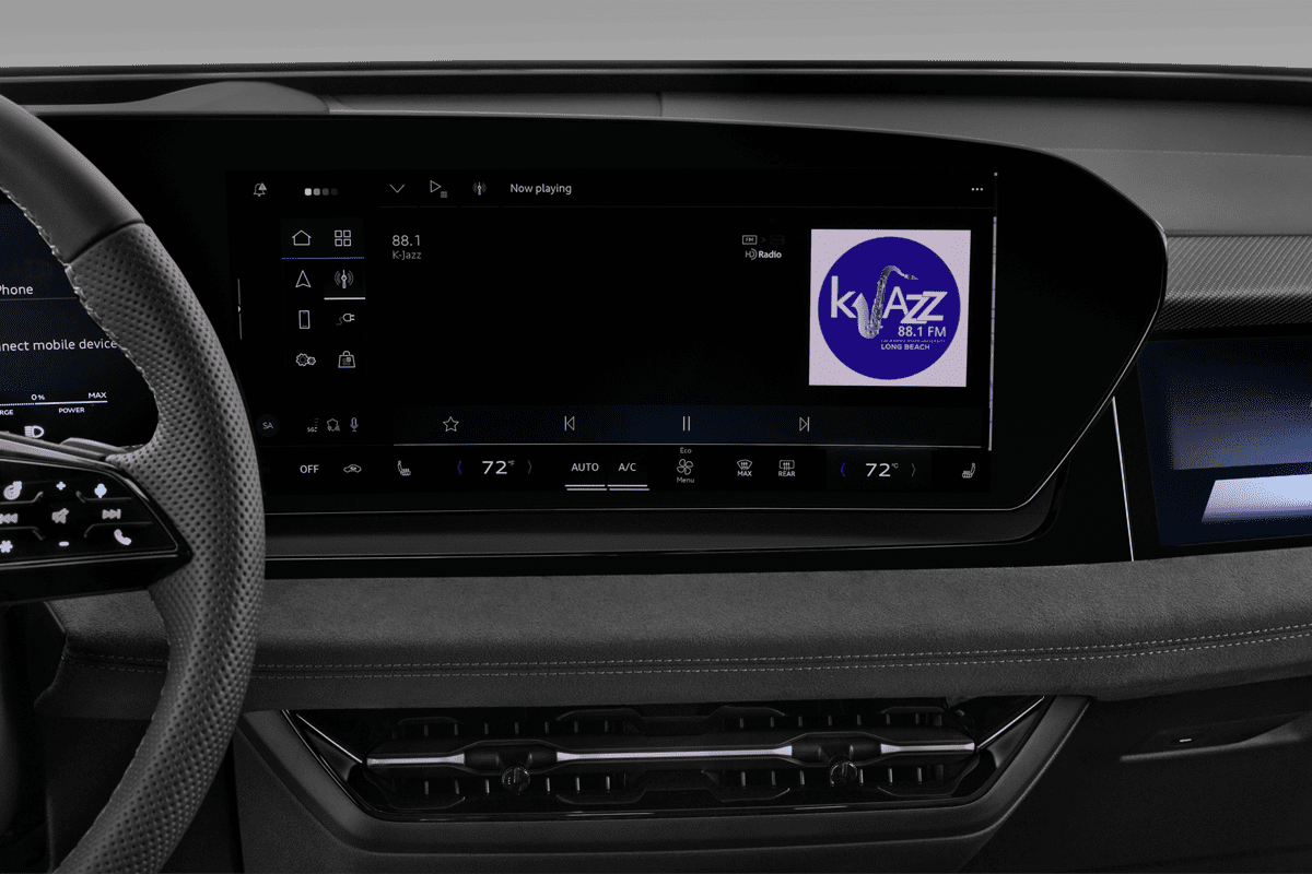 Audiosystem eines Audi SQ6 SUV e-tron