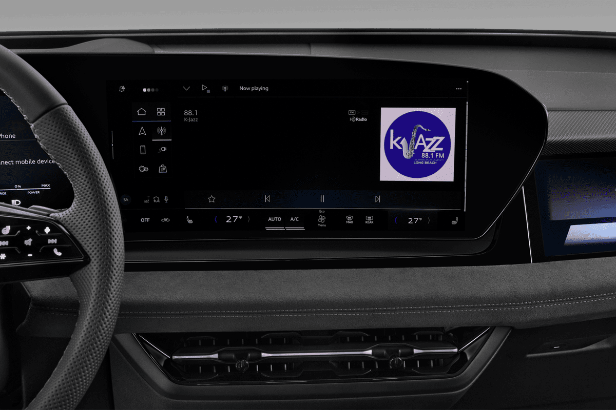 Audiosystem eines Audi SQ6 SUV e-tron