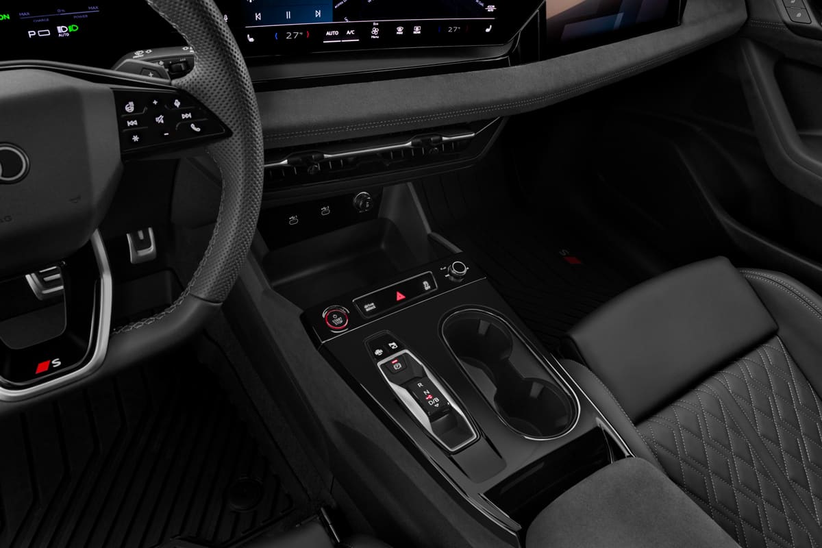 Schaltknüppel eines Audi SQ6 SUV e-tron