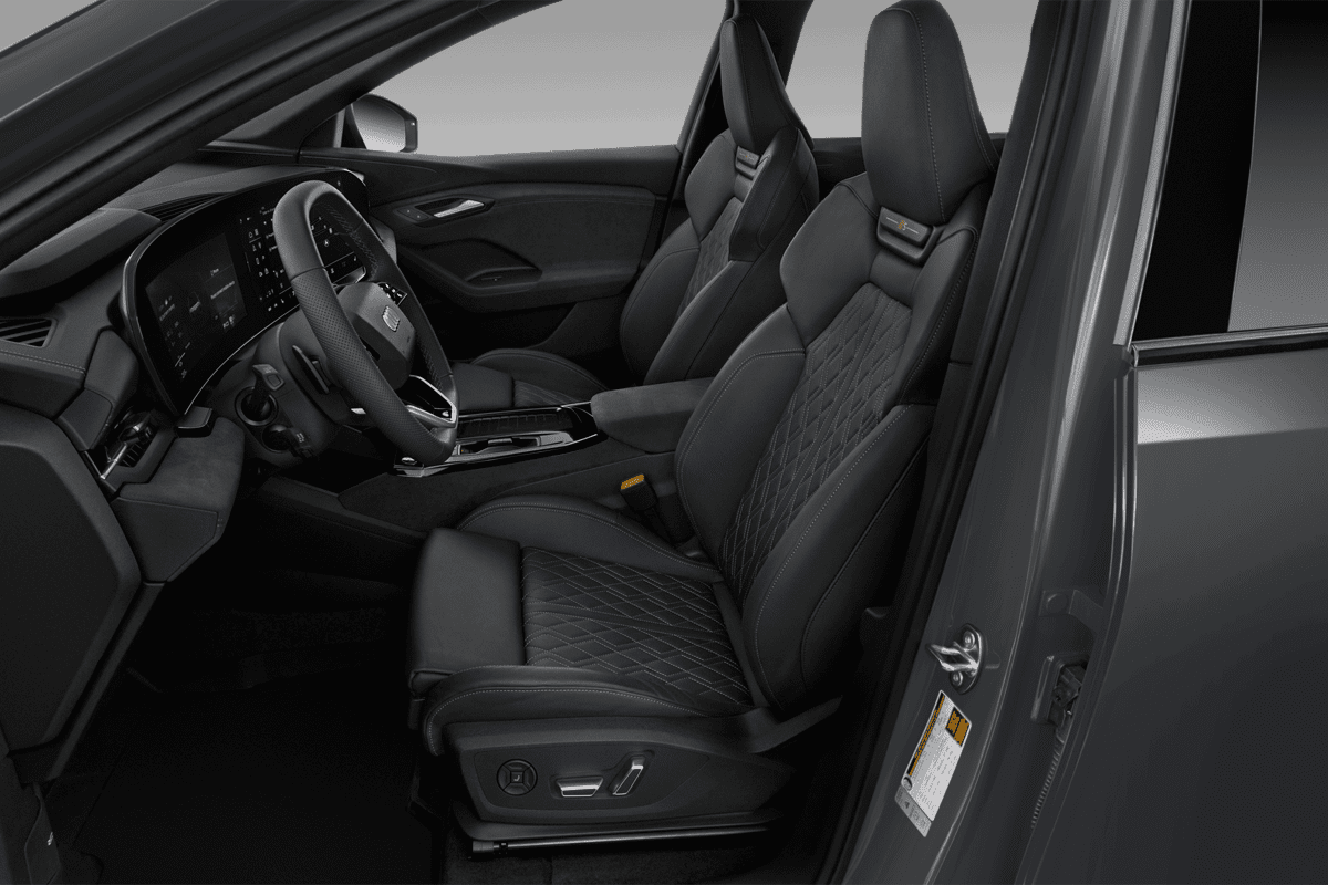 Vordersitze eines Audi SQ6 Sportback e-tron