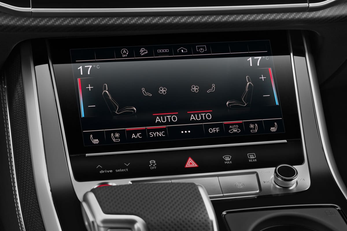 Klimasteuerung eines Audi SQ7 SUV
