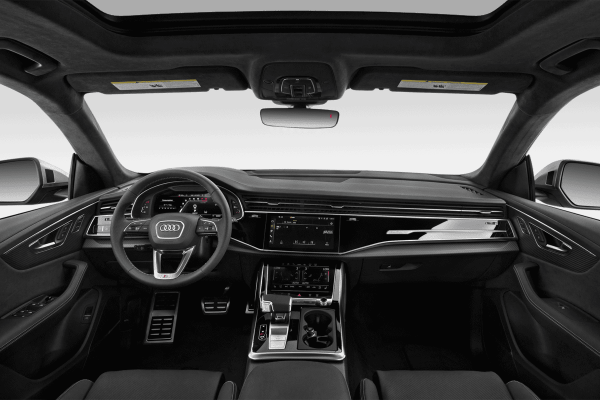 Armaturenbrett eines Audi Q8 SUV