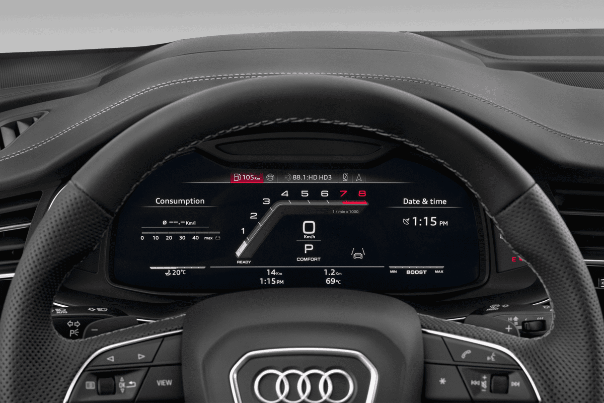 Kombiinstrument eines Audi Q8 SUV