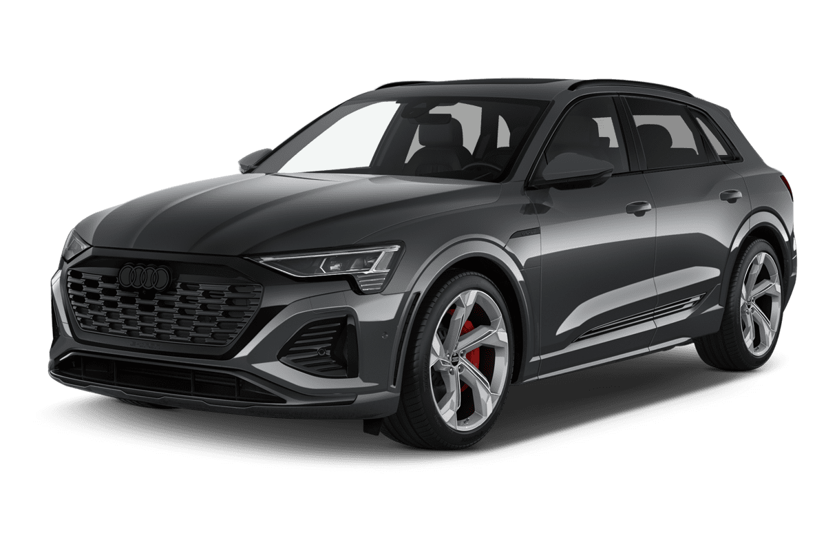 Schräge Frontansicht eines Audi SQ8 e-tron, freigestellt