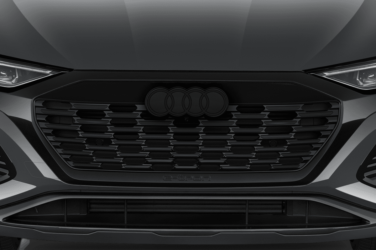 Kühlergrill eines Audi SQ8 e-tron