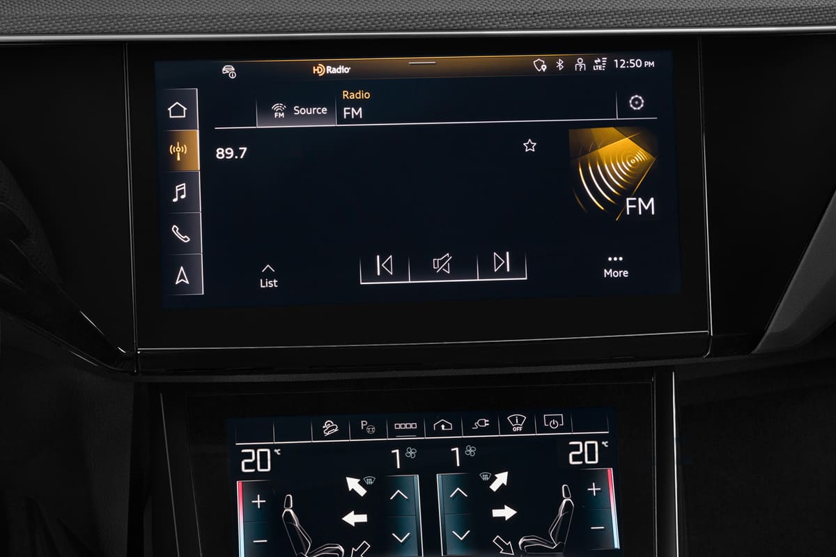 Audiosystem eines Audi SQ8 e-tron Sportback