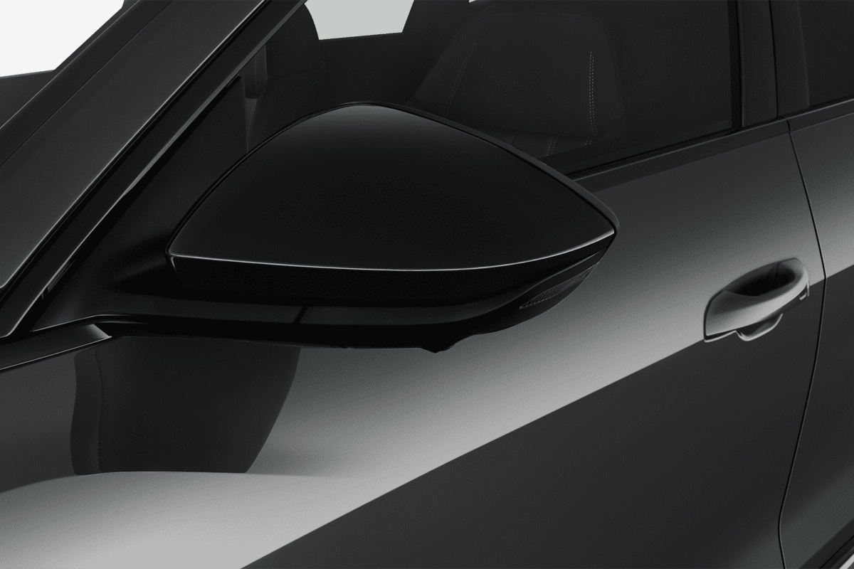 Rückspiegel eines Audi SQ8 e-tron Sportback