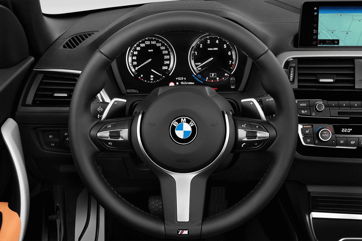 Lenkrad eines BMW 2er Cabrio