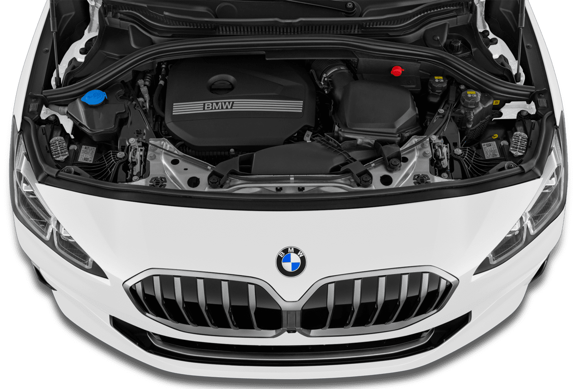 Motorraum eines BMW 2er Active Tourer
