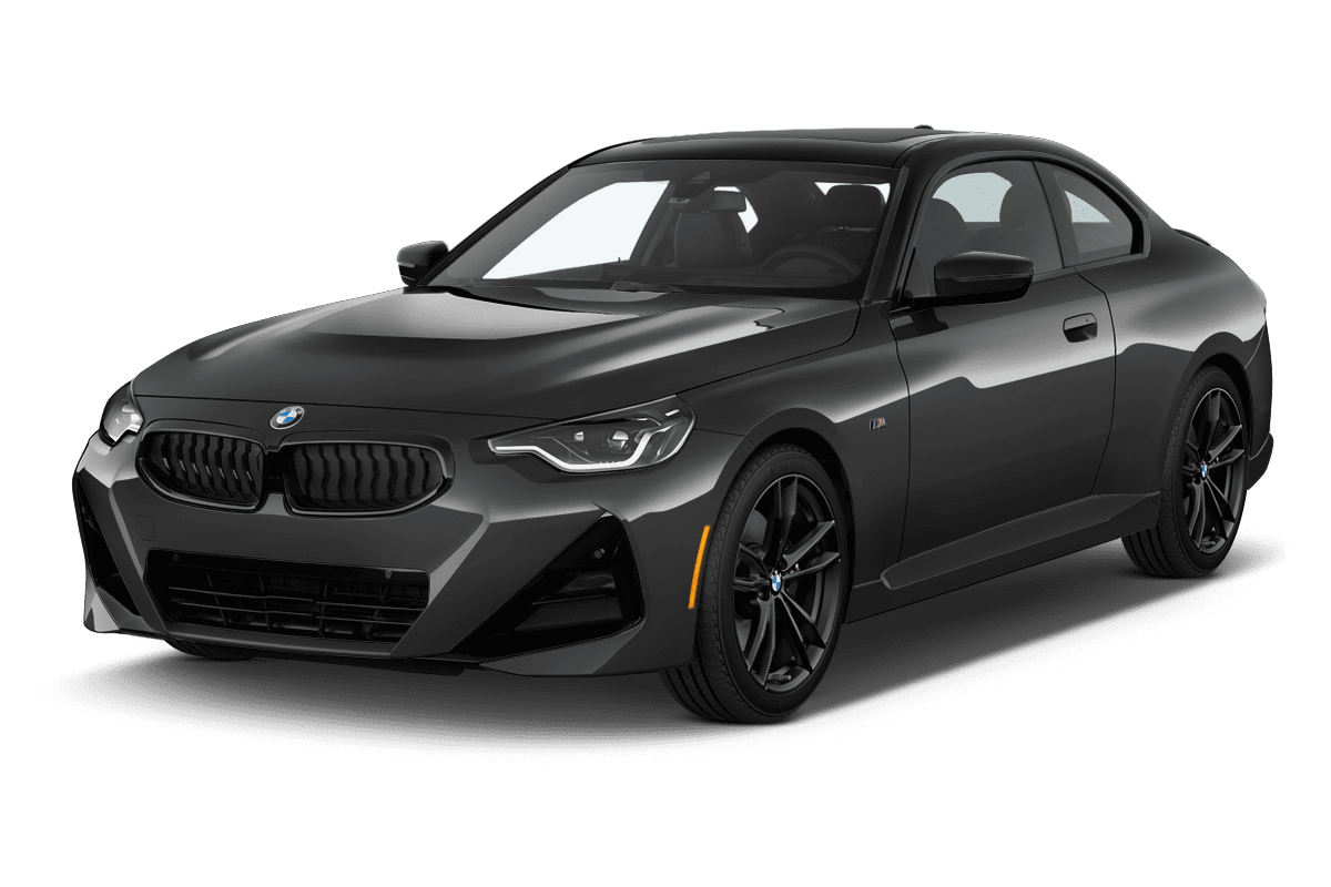 Schräge Frontansicht eines BMW 2er-Reihe, freigestellt