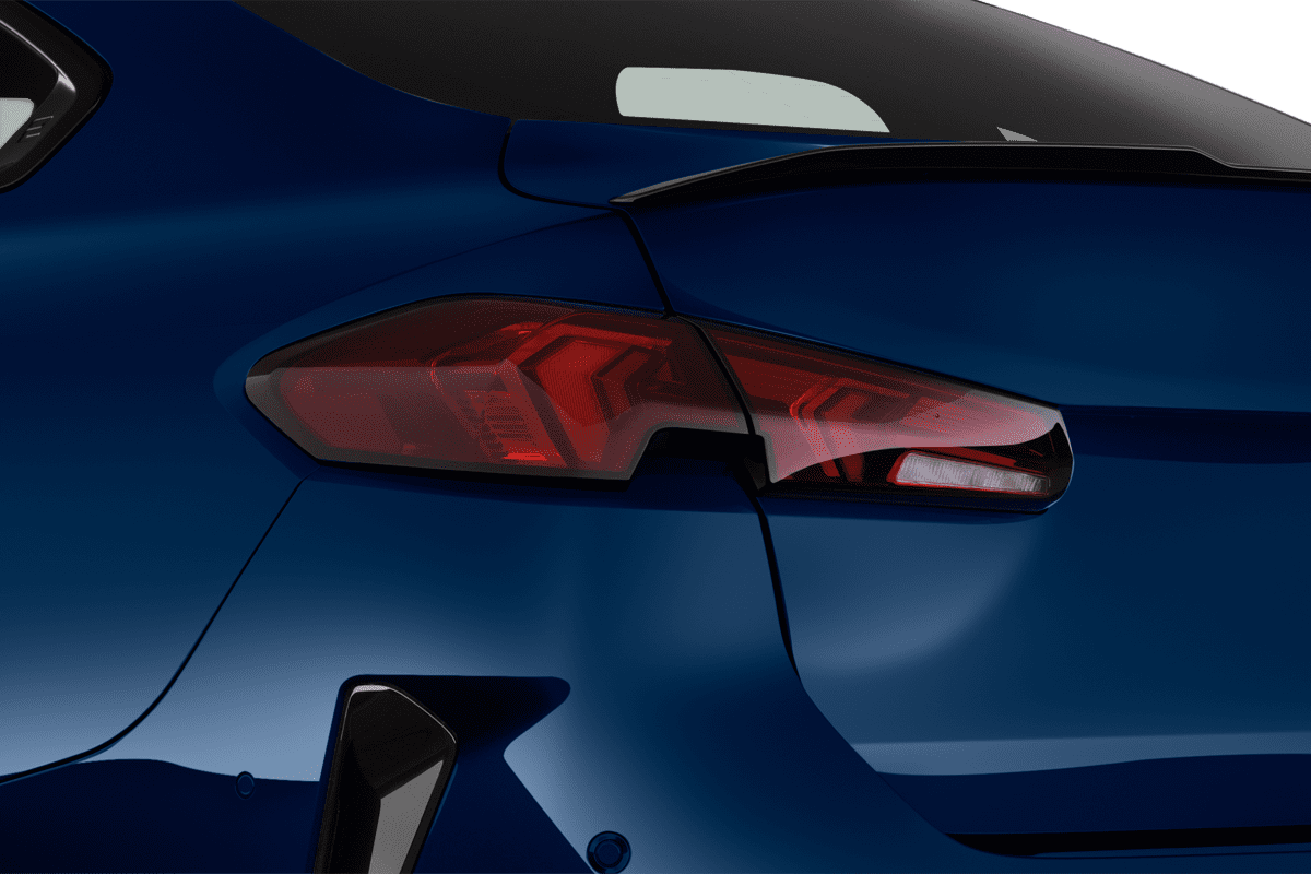 Heckleuchten eines BMW 2er Gran Coupé