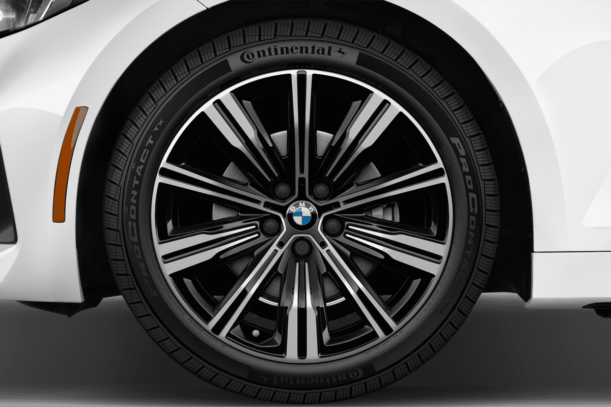 Radkappe oder Felge eines BMW 3er Limousine