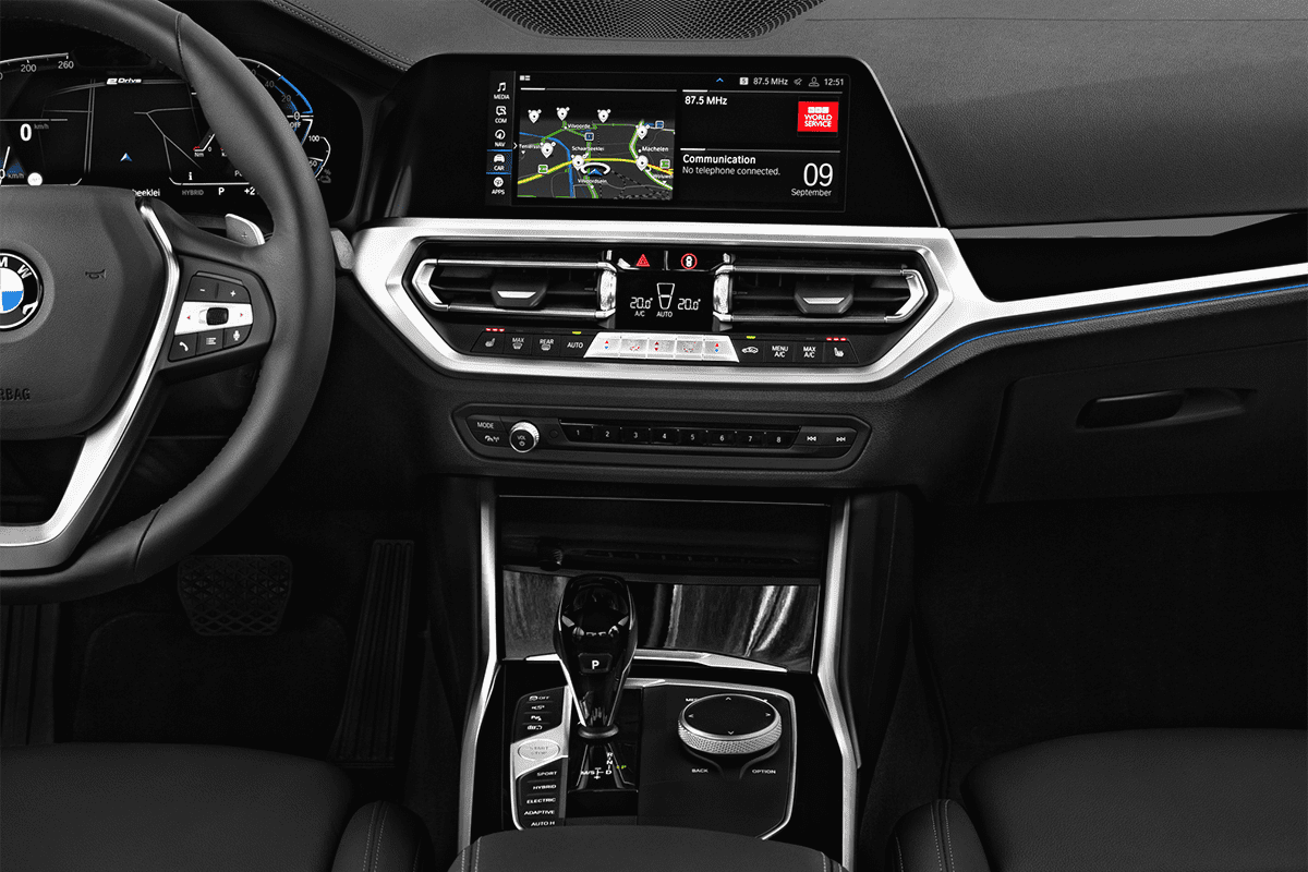 Mittelkonsole eines BMW 3er Limousine Plug-in-Hybrid