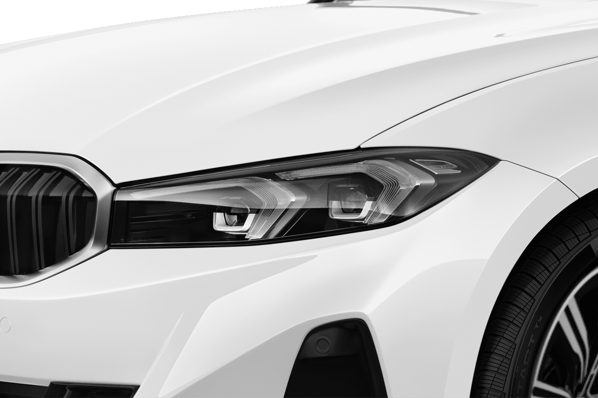 Frontscheinwerfer eines BMW 3er Limousine Plug-in-Hybrid