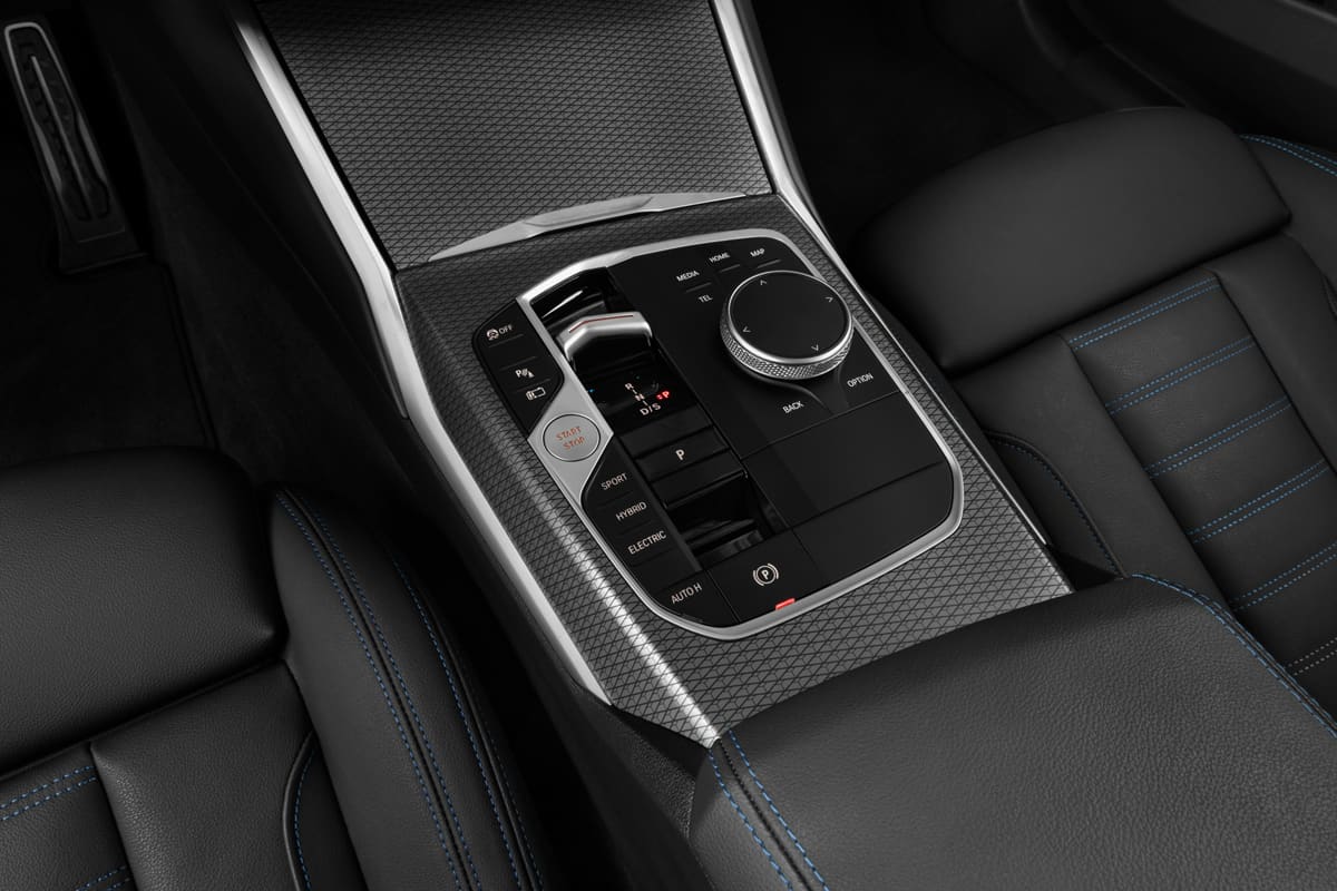 Schaltknüppel eines BMW 3er Touring Plug-in-Hybrid