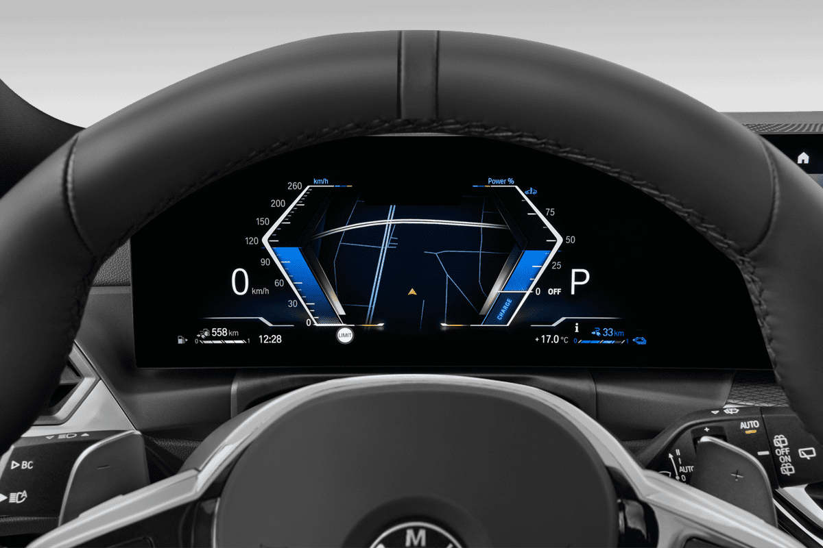 Kombiinstrument eines BMW 3er Touring Plug-in-Hybrid