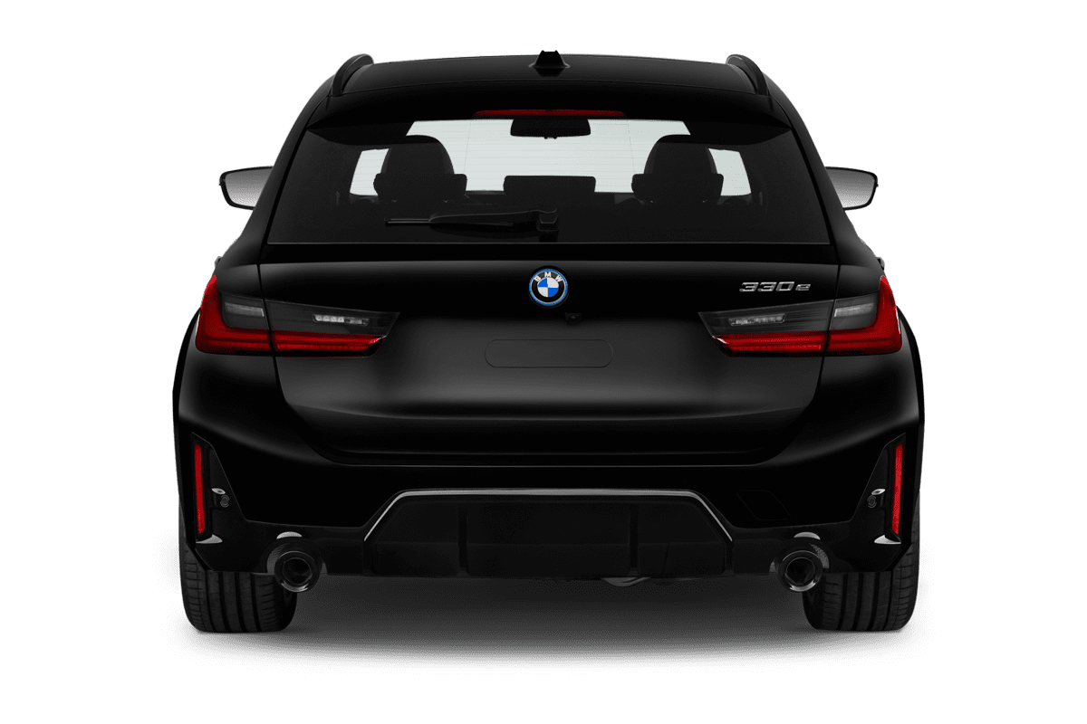 Heckansicht eines BMW 3er Touring Plug-in-Hybrid