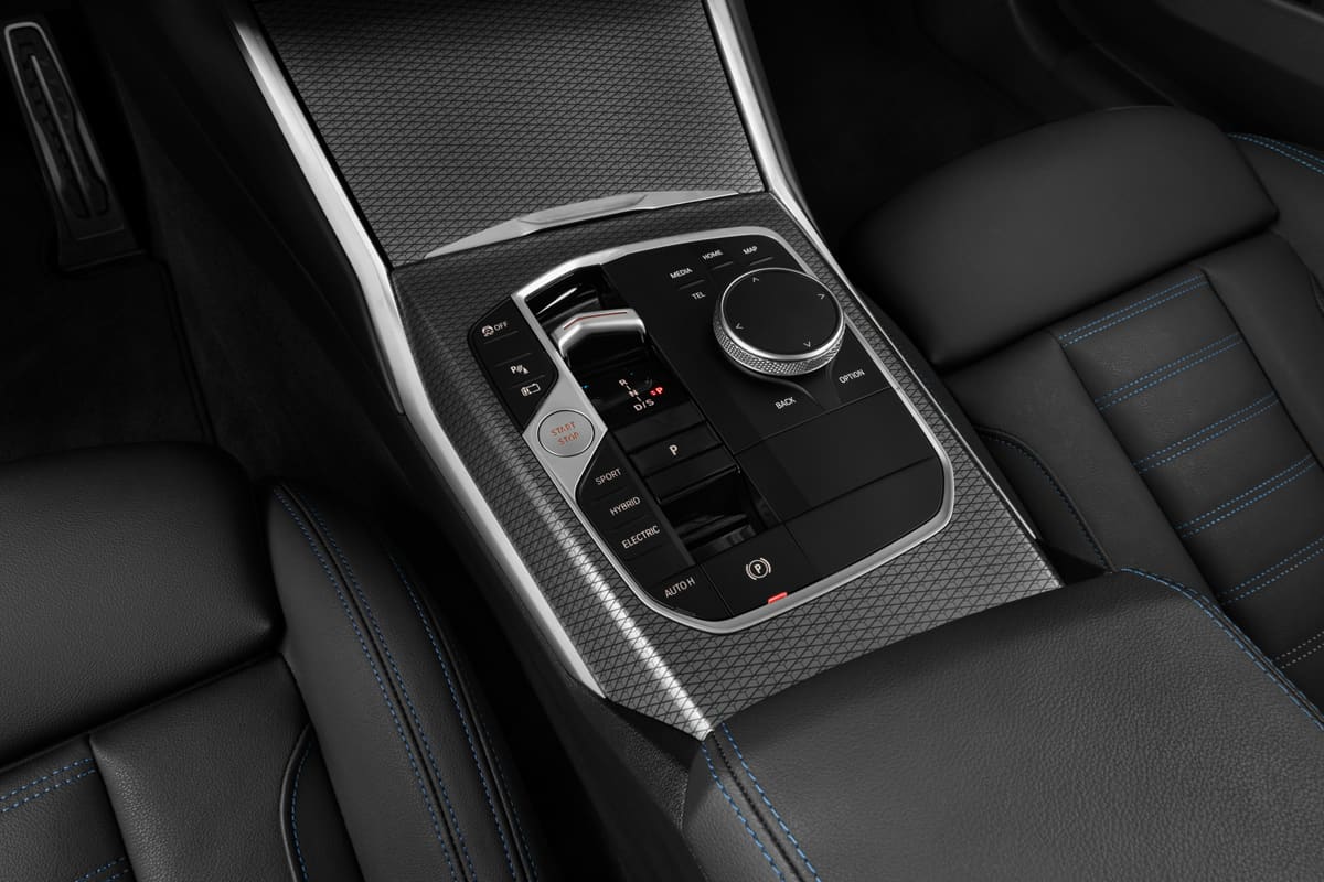 Schaltknüppel eines BMW 3er Touring Plug-in-Hybrid