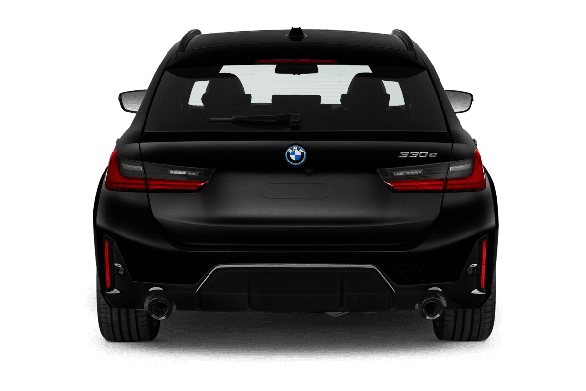 Heckansicht eines BMW 3er Touring Plug-in-Hybrid