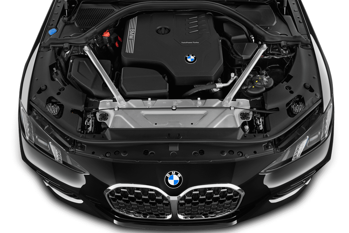 Motorraum eines BMW 4er Cabrio 