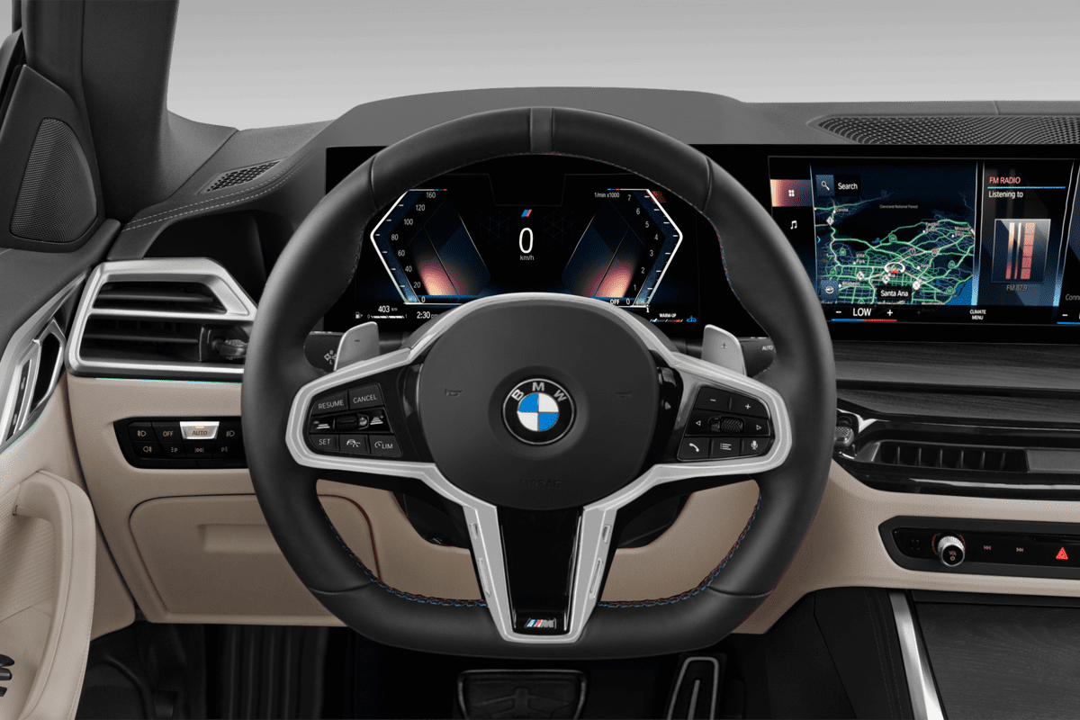 Lenkrad eines BMW 4er Cabrio 