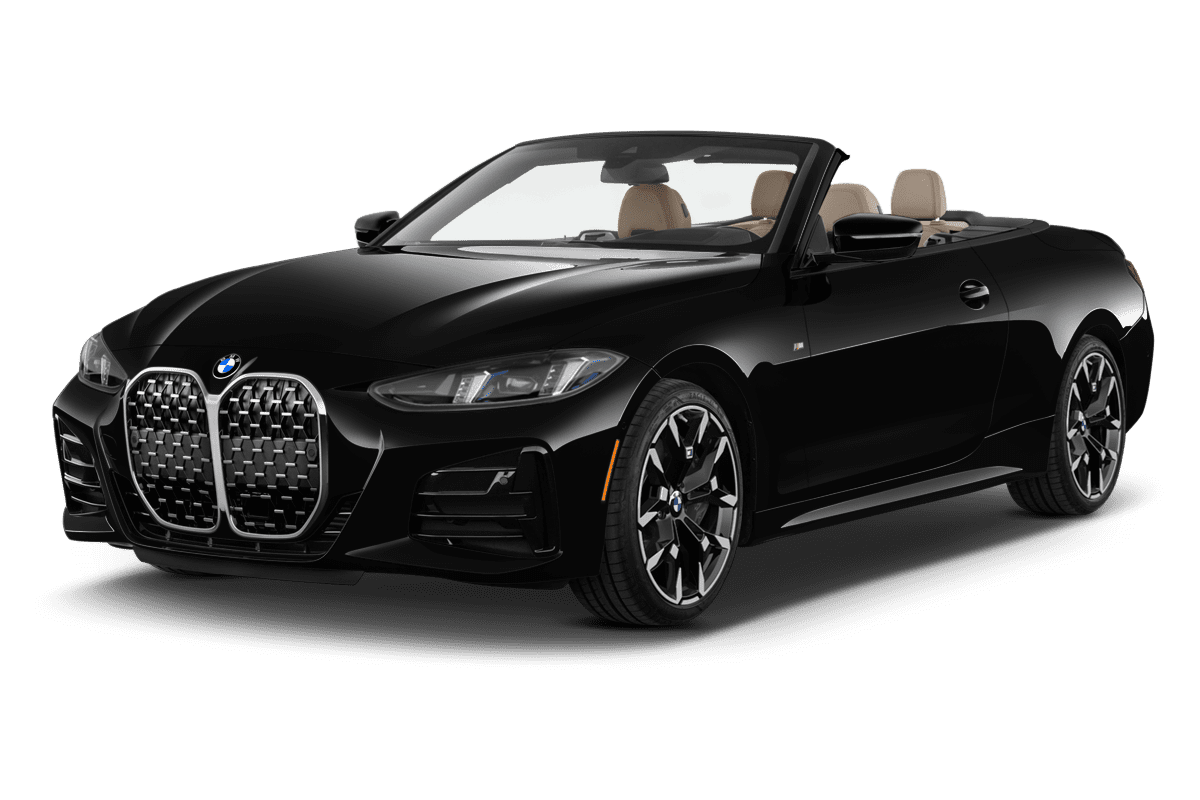 Schräge Frontansicht eines BMW 4er-Reihe, freigestellt