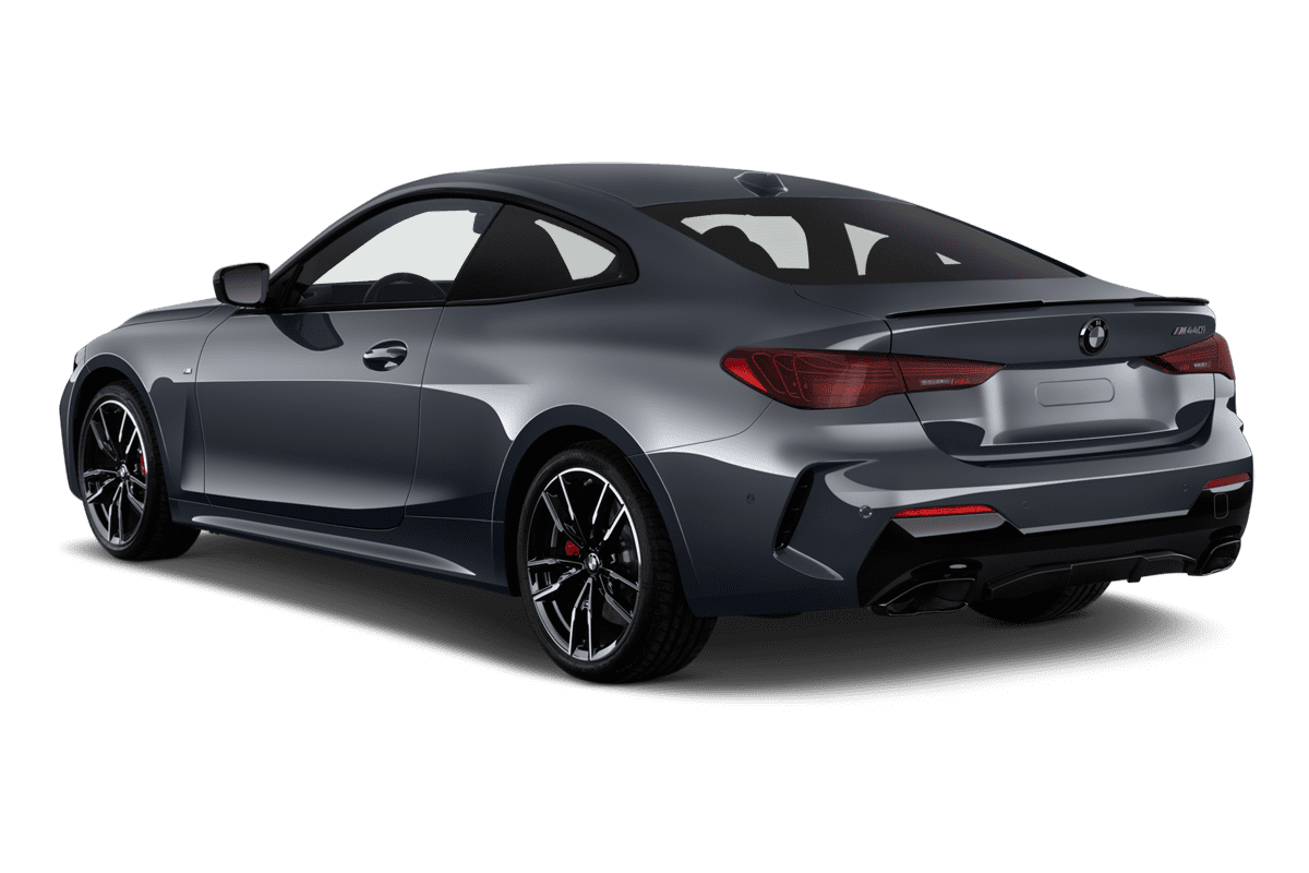 Schräge Heckansicht eines BMW 4er Coupé , freigestellt