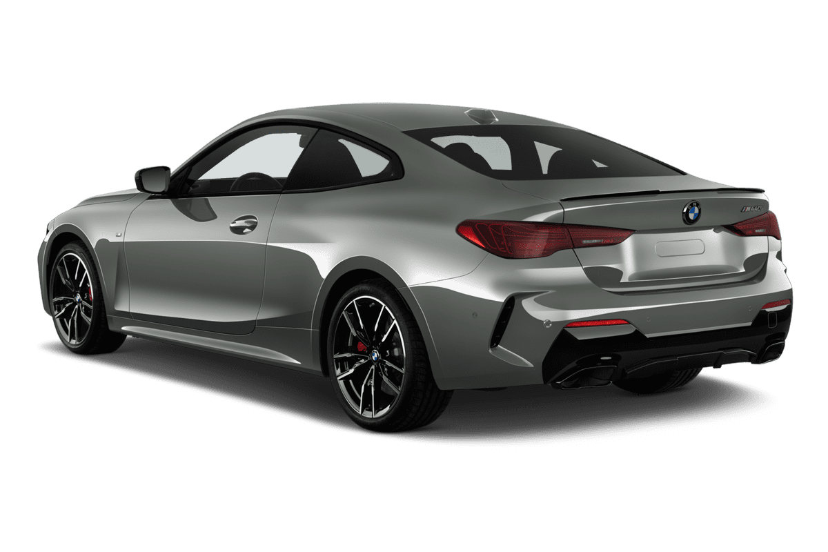 Schräge Heckansicht eines BMW 4er Coupé , freigestellt