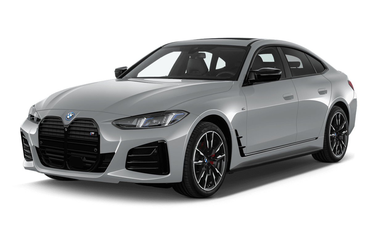 Schräge Frontansicht eines BMW 4er Gran Coupé , freigestellt