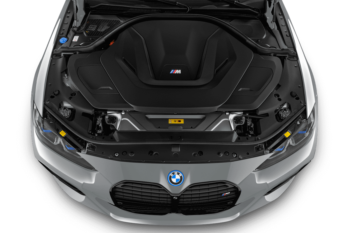 Motorraum eines BMW 4er Gran Coupé 
