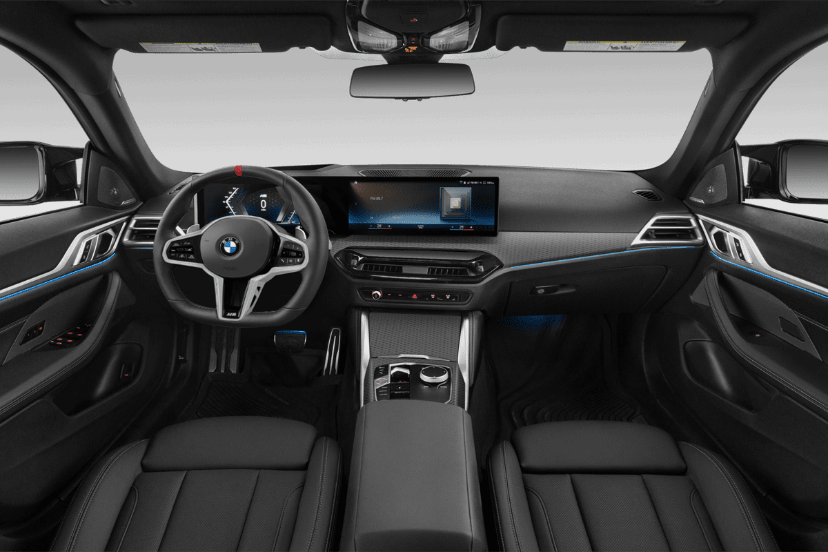 Armaturenbrett eines BMW 4er Gran Coupé 