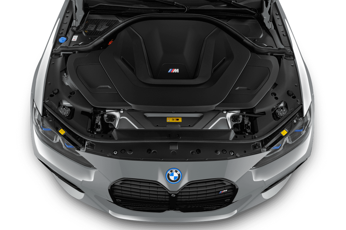 Motorraum eines BMW 4er Gran Coupé 