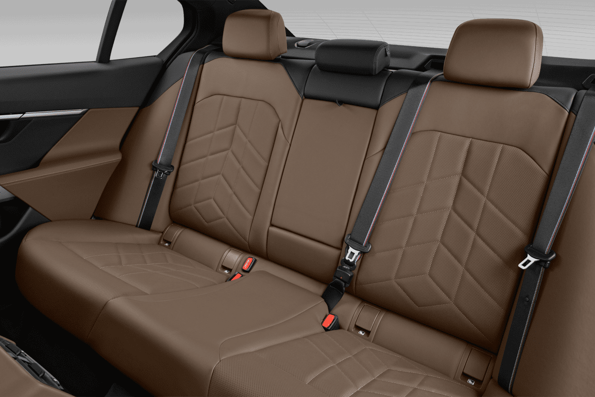 Rücksitzbank eines BMW 5er Limousine Plug-in-Hybrid