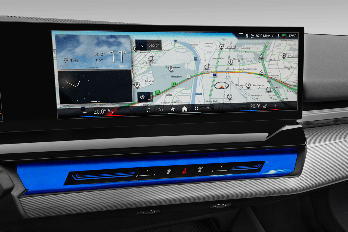 Mittelkonsole eines BMW 5er Limousine Plug-in-Hybrid 