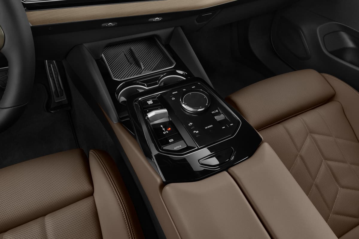 Schaltknüppel eines BMW 5er Touring Plug-in-Hybrid