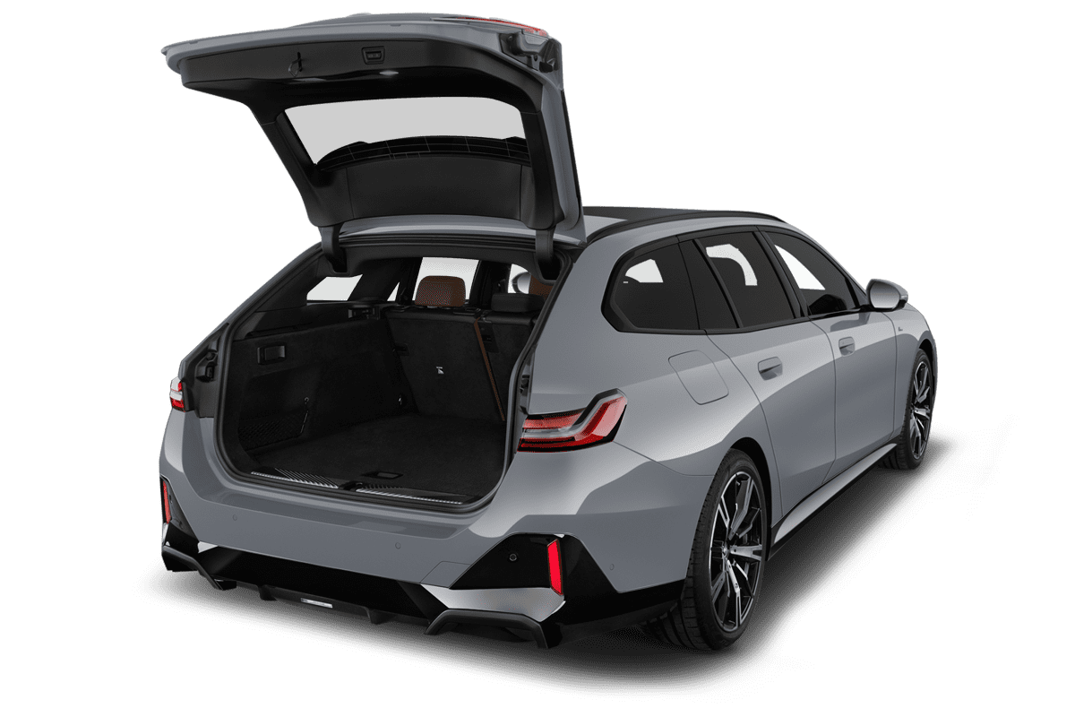 Kofferraum eines BMW 5er Touring Plug-in-Hybrid