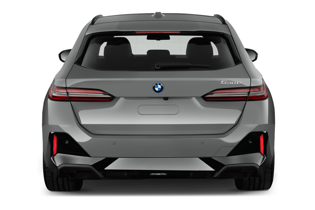 Heckansicht eines BMW 5er Touring Plug-in-Hybrid