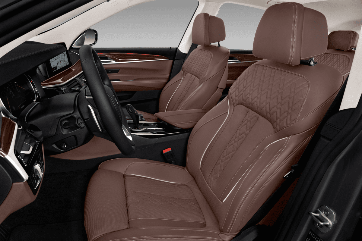 Vordersitze eines BMW 6er Gran Turismo
