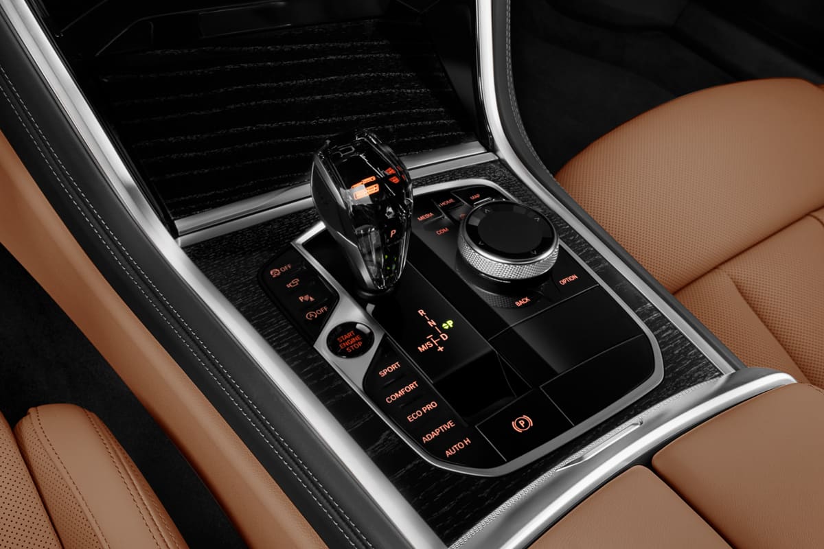 Schaltknüppel eines BMW 8er Cabriolet