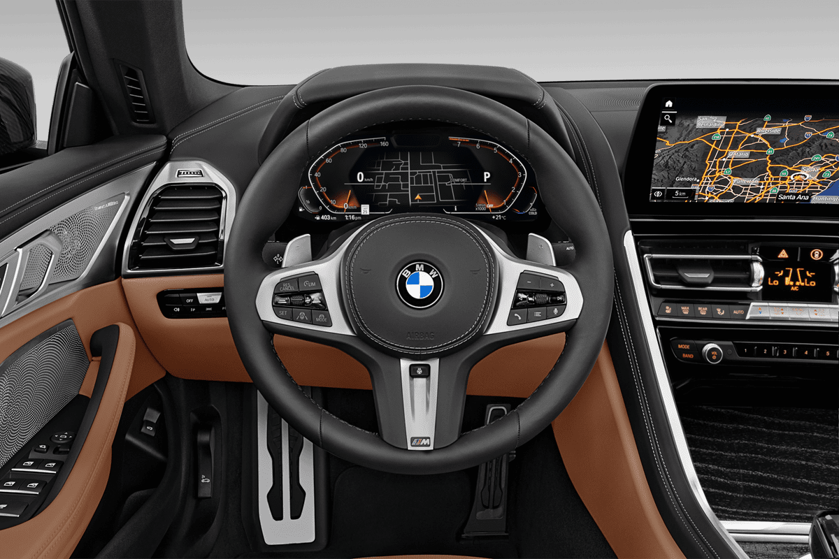 Lenkrad eines BMW 8er Cabriolet