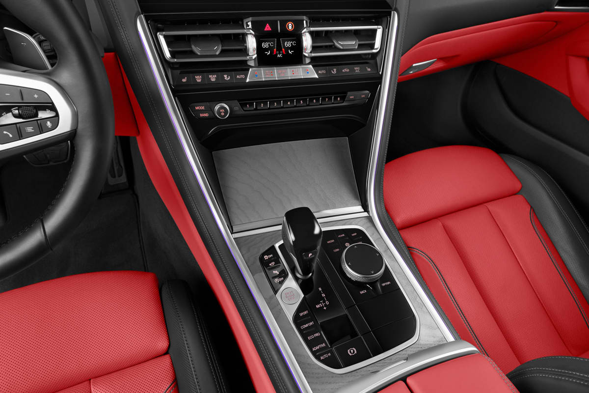 Schaltknüppel eines BMW 8er Gran Coupé