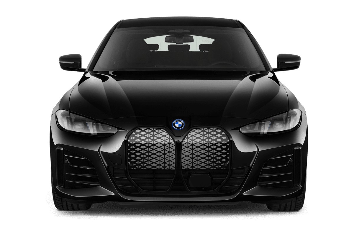 Frontansicht eines BMW i4, freigestellt