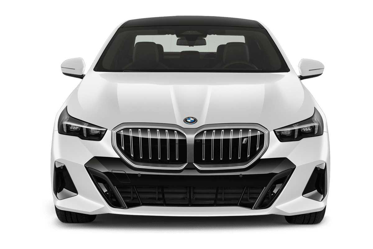 Frontansicht eines BMW i5 Limousine, freigestellt