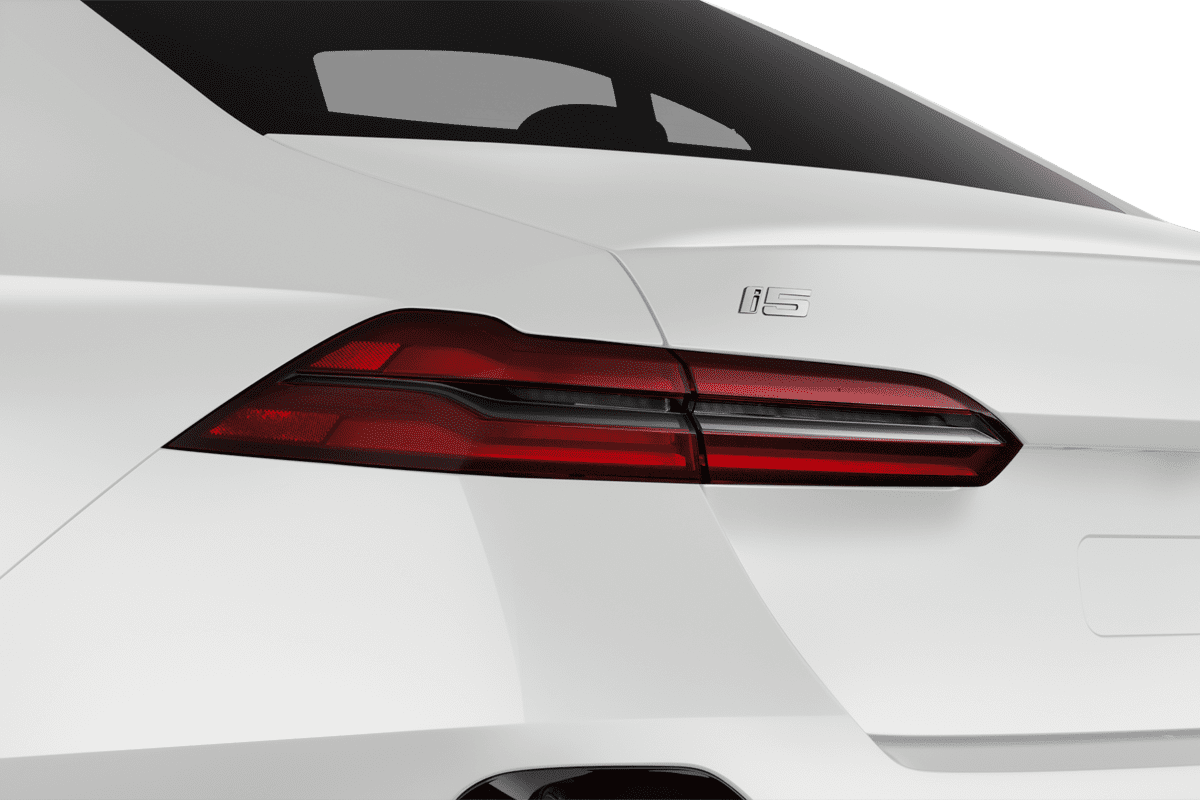 Heckleuchten eines BMW i5 Limousine