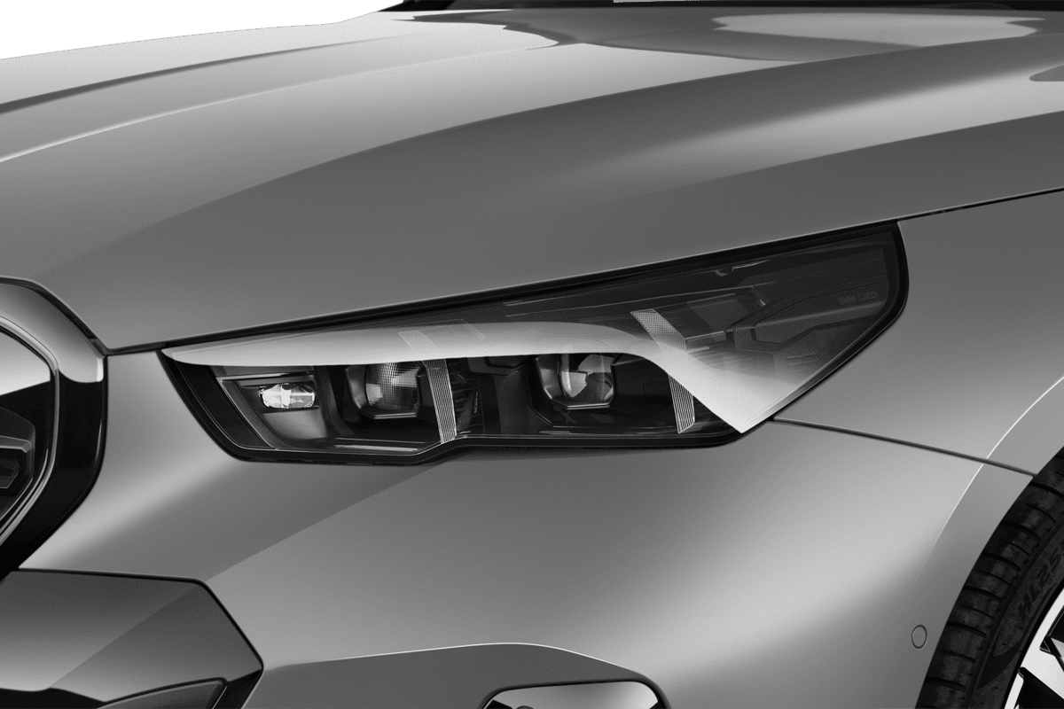 Frontscheinwerfer eines BMW i5 Limousine