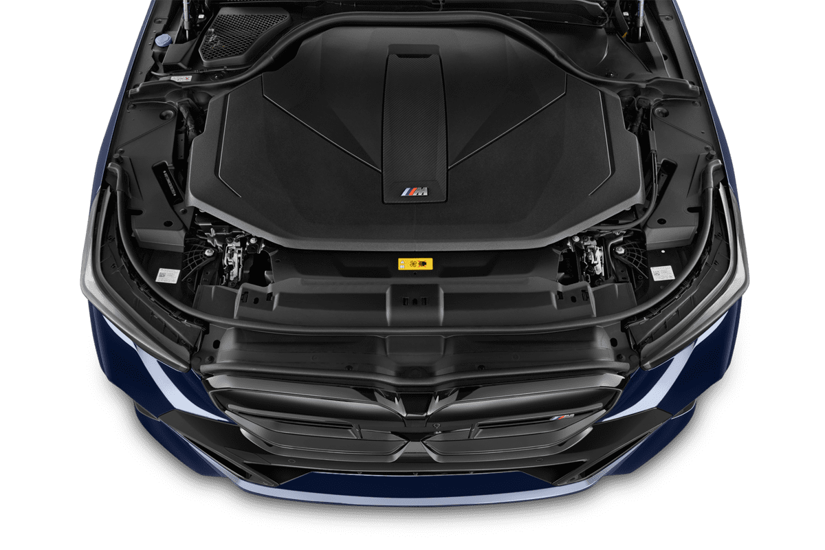 Motorraum eines BMW i5 Touring