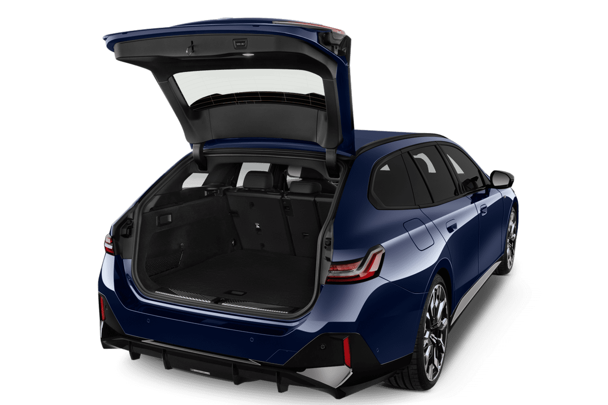 Kofferraum eines BMW i5 Touring